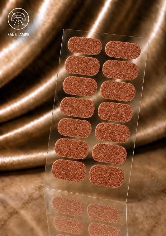     Sticker pour ongles bronze aux reflets métallisés